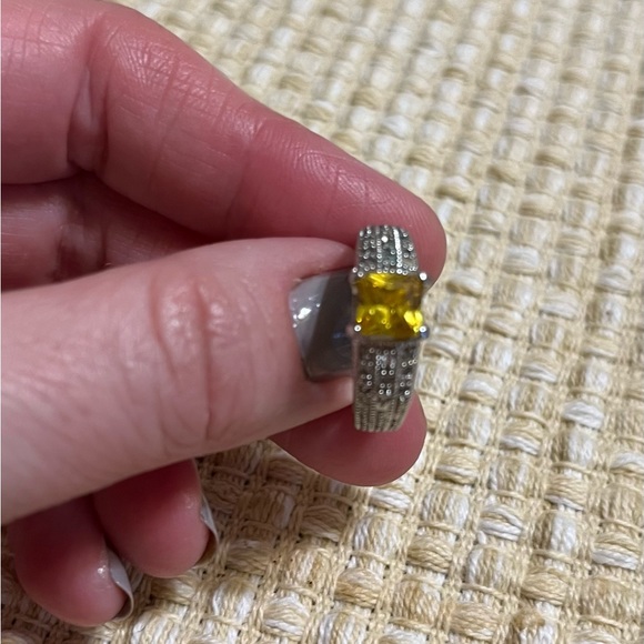 Canary yellow CZ ring size 7 - Picture 4 of 6